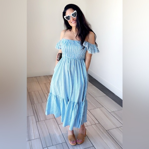 Blue and White Striped Off-Shoulder Flowey Maxi Dress Tunic Size Small - Picture 7 of 12